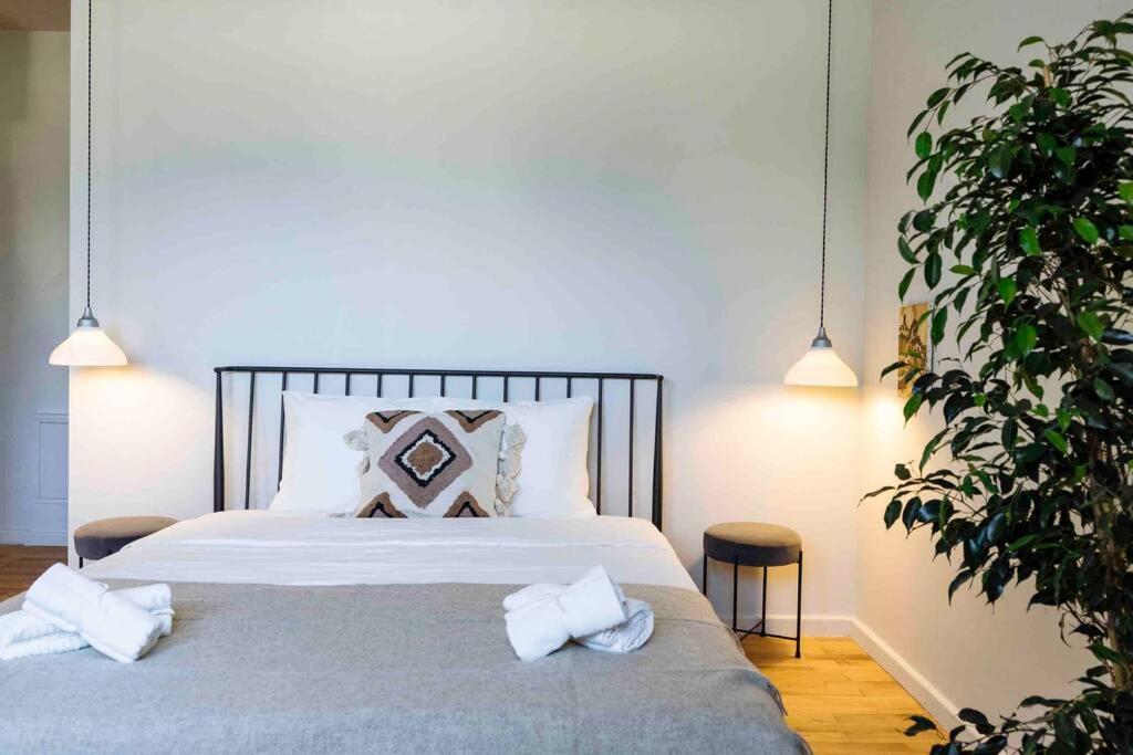 Vivando - Stylish Studio C + Parking Apartment *