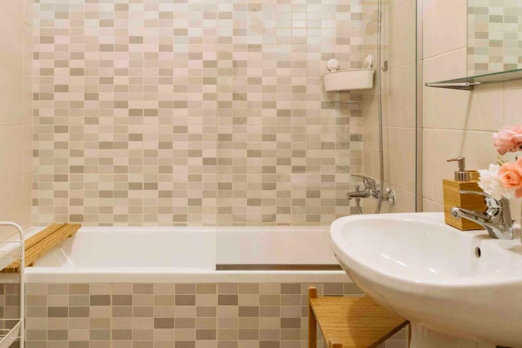 Apartment Vivando - Stylish Studio C + Parking
