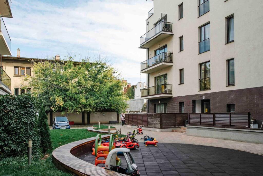 Vivando - Stylish Studio C + Parking Bucharest